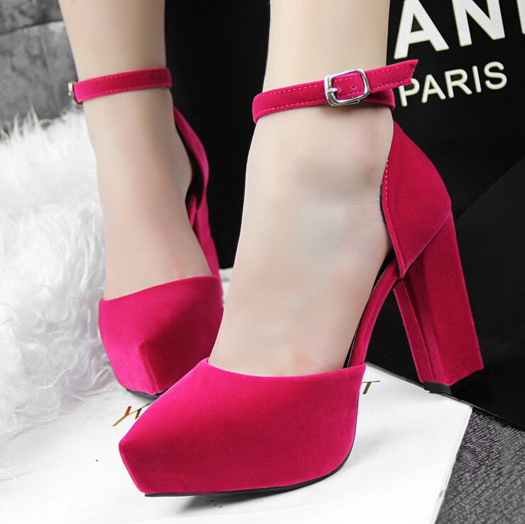 2015 in Europe and the contracted thick with high heel suede pointed one word with OL vocational mei red high heels sandals