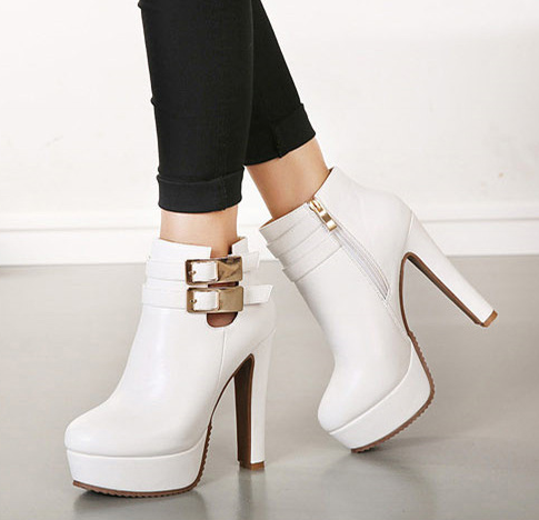 Classy White Buckle Design High Heel Winter Boots on Luulla